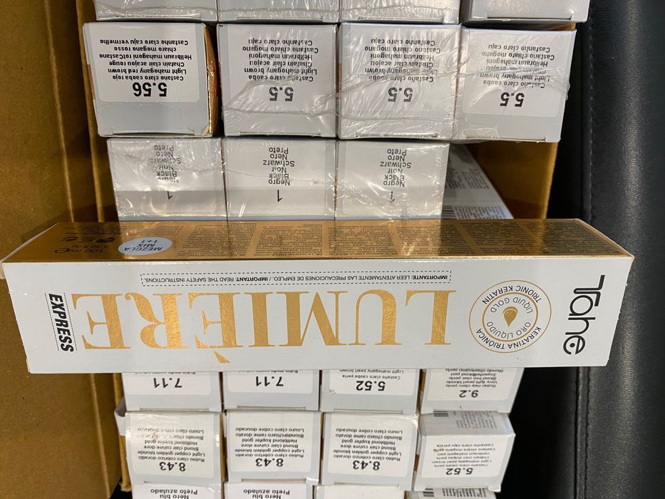 Tintas cabeleireiro 100ml (52 tubos)