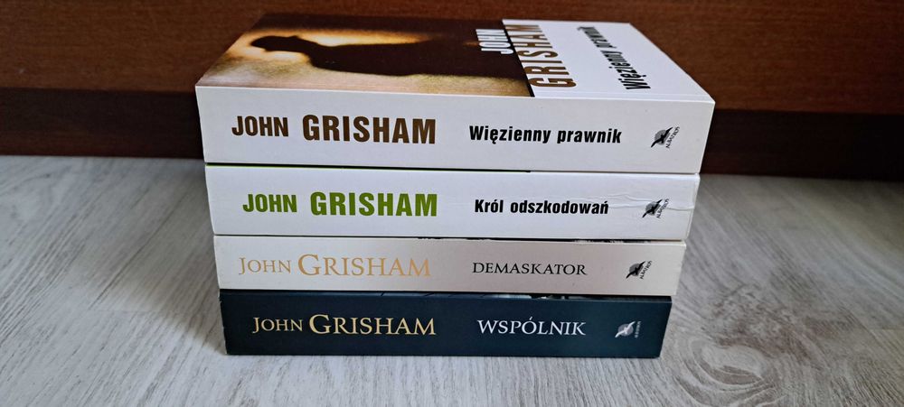 Grisham Więzienny prawnik + Król odszkodowań + Demaskator + Wspólnik