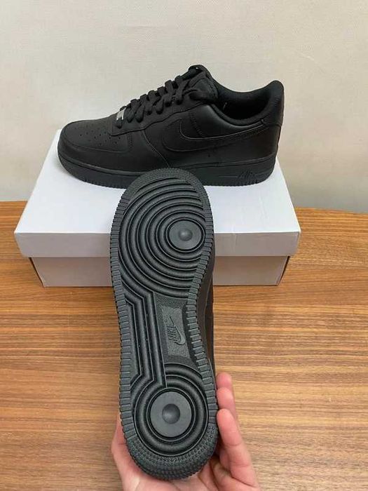 Nike Air Force 1 Low '07 Black R.40