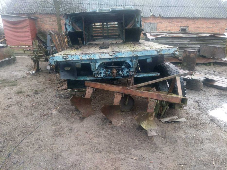 Продам зил  4331