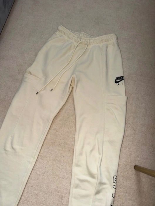 Spodnie dresowe Nike Air damskie