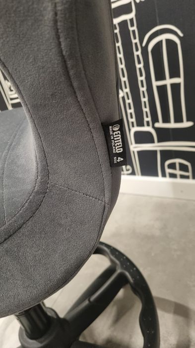 Krzesło obrotowe dziecięce