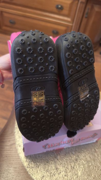 Новые валенки Skechers 27 р