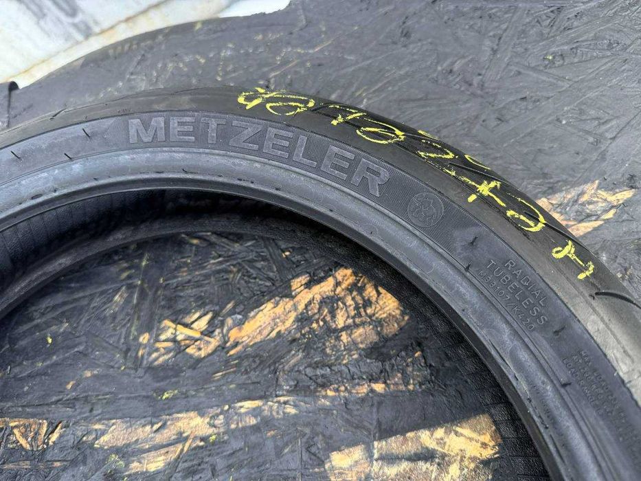 Мото шини б/в 120/70 R17 Metzeler Sportec M9 RR (2525М)
