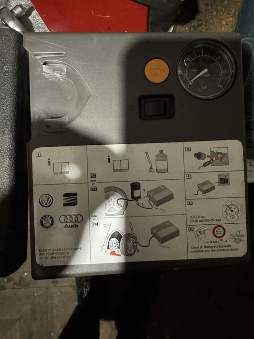 Компресор автомобільний