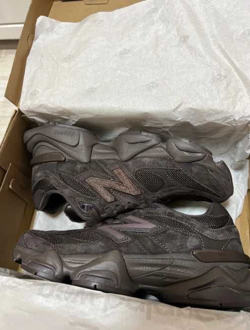 New Balance 9060 Brown Suede R.37