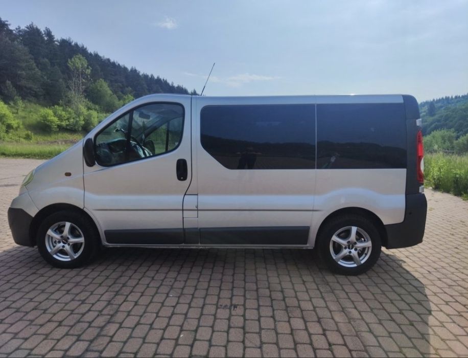 Wynajem Busa 9 osób komfortowo i tanio!