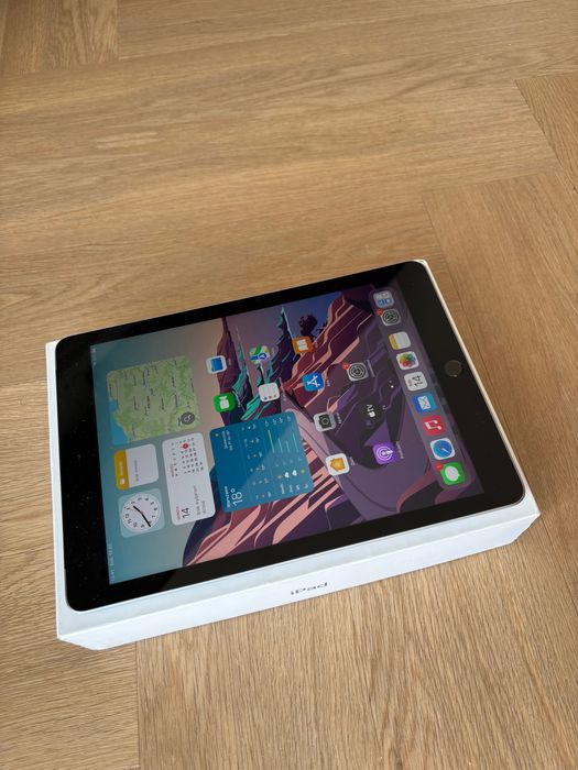 Idealny iPad 5 gen 32 GB Cellular Space Gray w PERFEKCYJNYM stanie!