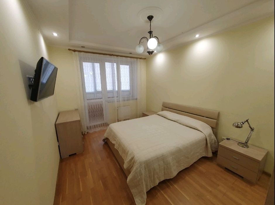 Здам хорошу 2х кімнатну квартиру на Дубово з сучасними ремонтом!