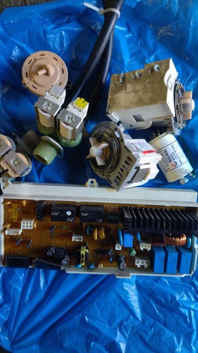 Запчастини плата стіральной машинки wf60f1r2e2w
