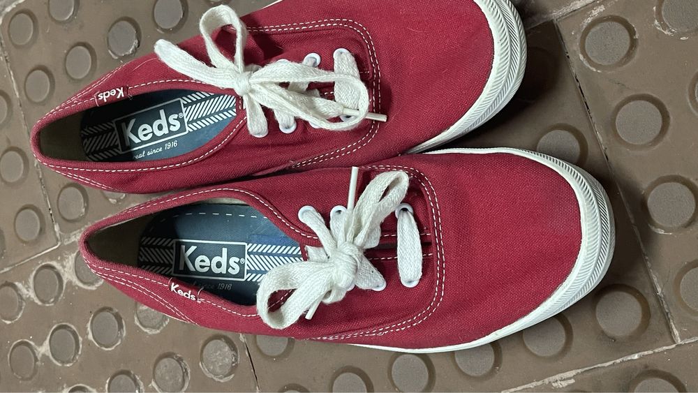Tenis keds 37 vermelhos