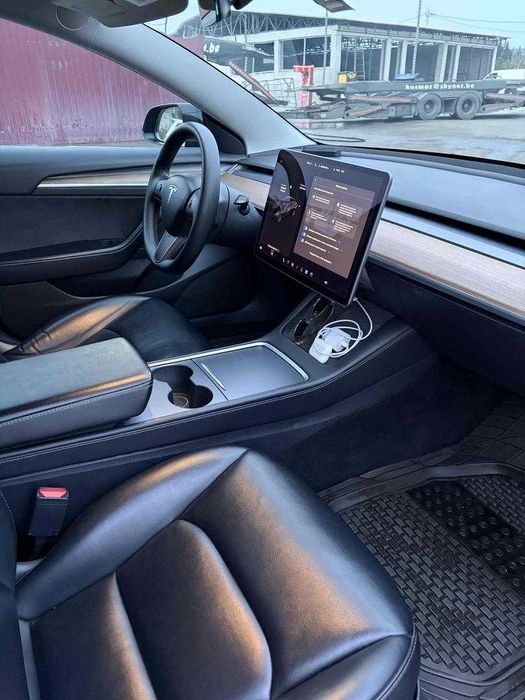 Tesla Model 3 2021 I покоління Performance 82.5 kWh AWD. Тесла перф