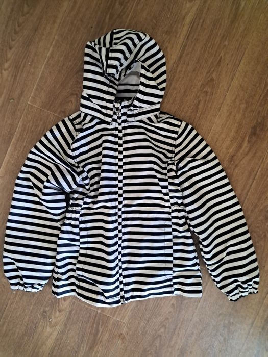 Ветровка на 10-12 лет