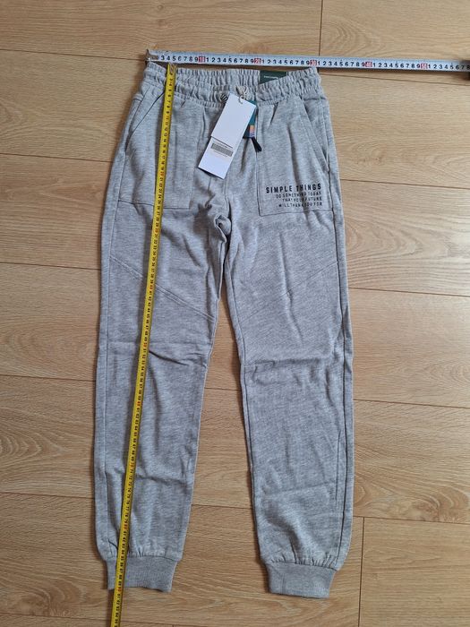 R 152 zestaw dresów slim i bluzy coccodrillo