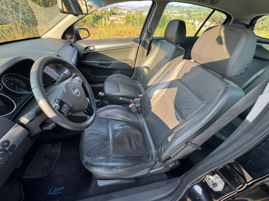 Opel Astra Diesel 1.7 125cv e caixa de 6 velocidades  (Motor ISUZU)