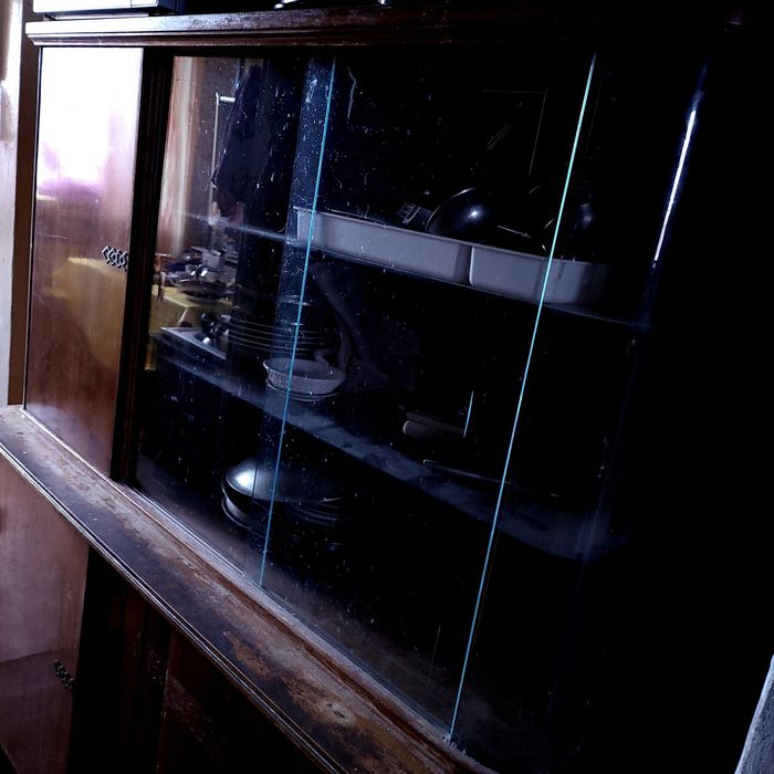 советские шкафы и низкая тумба