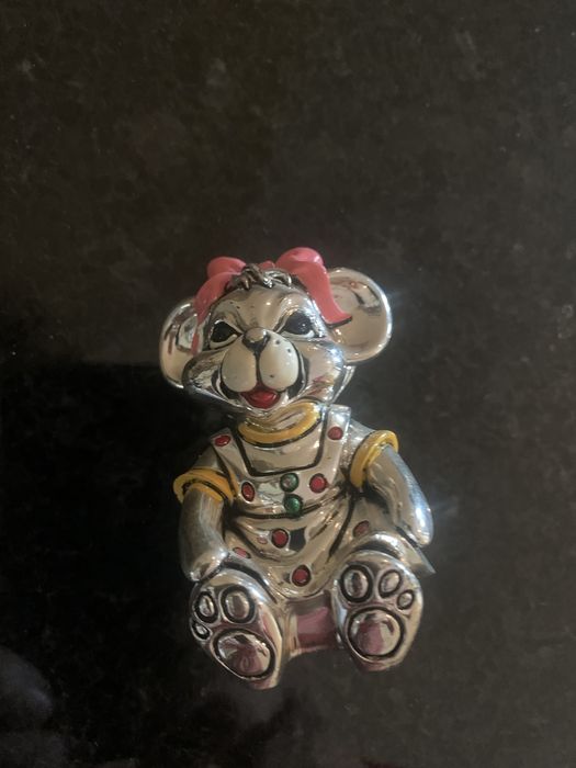 Prata - boneca patusca em prata com côr e contraste