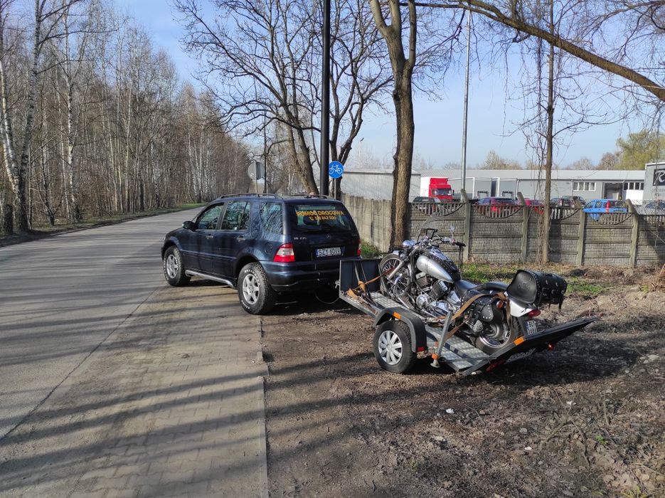 Pomoc drogowa laweta autolaweta holowanie transport 24h Brzozów