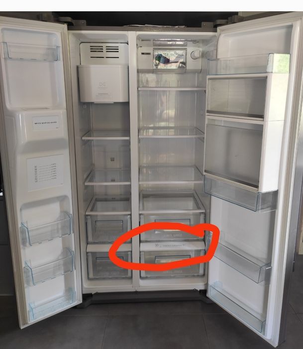 Pokrywa rozdzielająca dwie szuflady lodówka Daewoo model FRN -Y22F1V1