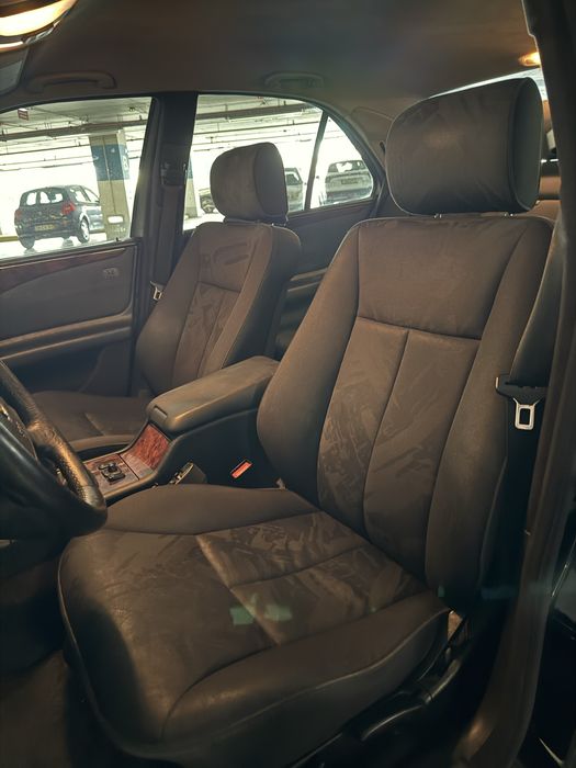 Mercedes classe E220 cdi nacional so um dono 240.000km aceito retoma