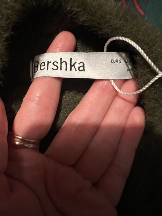 Sweterek Bershka XS