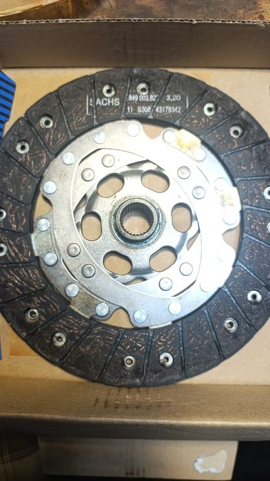 Каразина сцепления гольф 5 ,  1,9 дизель.