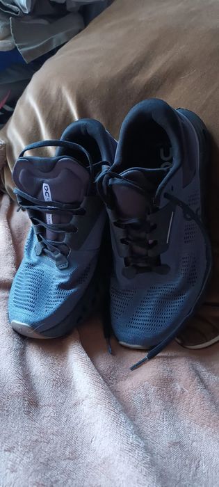 Tenis one suíços