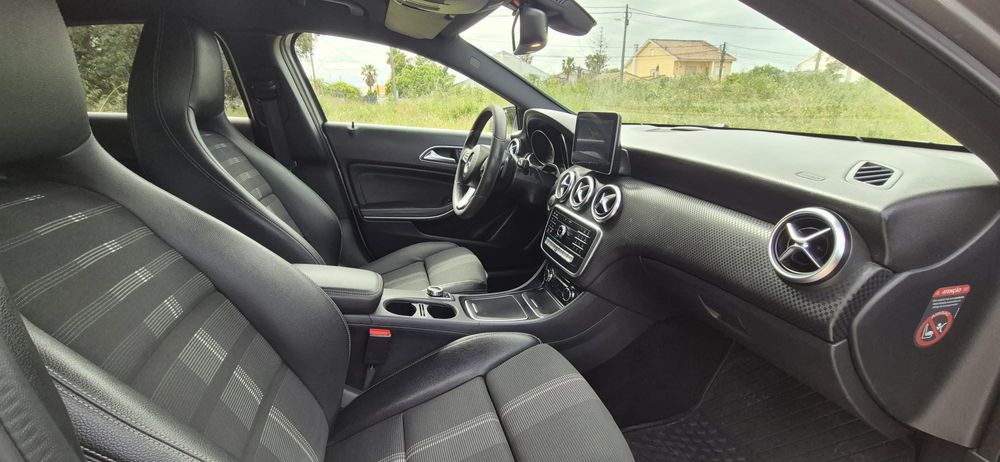 Mercedes A180d 2017 7g dct nacional