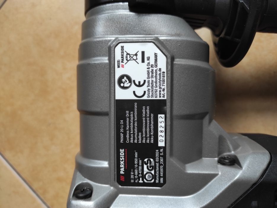 ПРОФЕСІЙНИЙ 3 Дж Акумуляторний перфоратор Parkside PKHAP 20-Li D4
