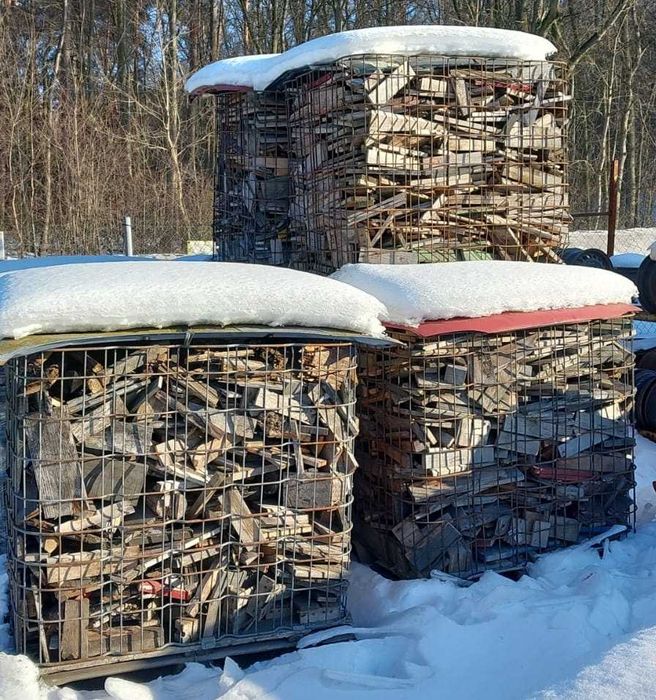 Opał drewno drzewo suche palety deski pocięte możliwy transport