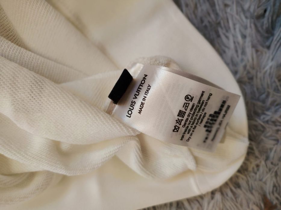 Bluza unisex Louis Vuitton Labubu.