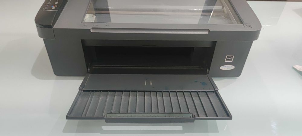 Impressora a Cores Multifunções Epson Stylus SX105