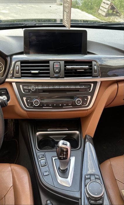 BMW 328i xDrive F30 Luxury Line