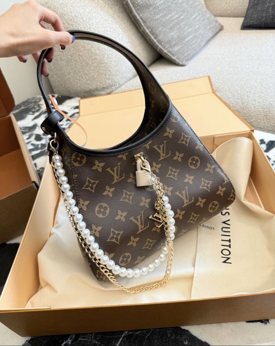 Сумка Louis Vuitton The Drop PM
