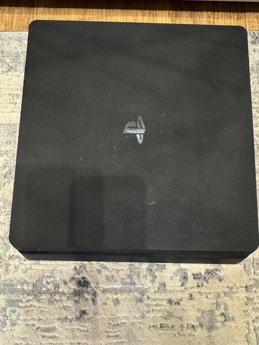 Sony PlayStation 4 slim 512 GB 2 геймпади