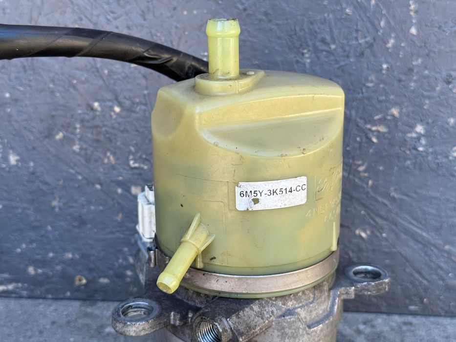 Електрогідропідсилювач руля насос ГУР ЕГУР Ford Focus MK2 Kuga 2.5