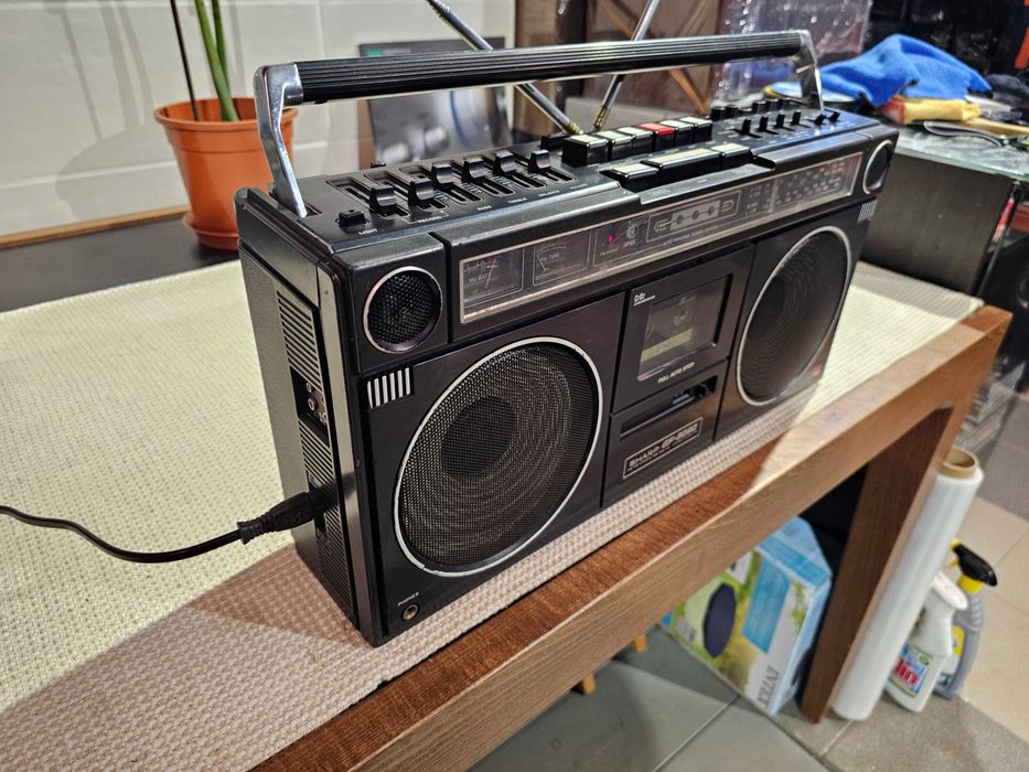 Магнитофон Sharp GF-9090 HB