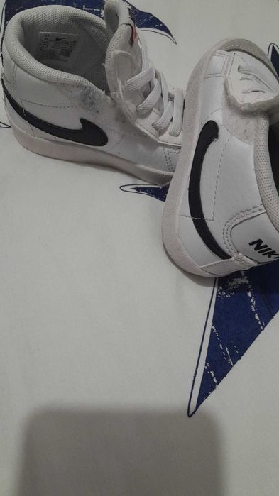 Ténis nike muito pouco uso