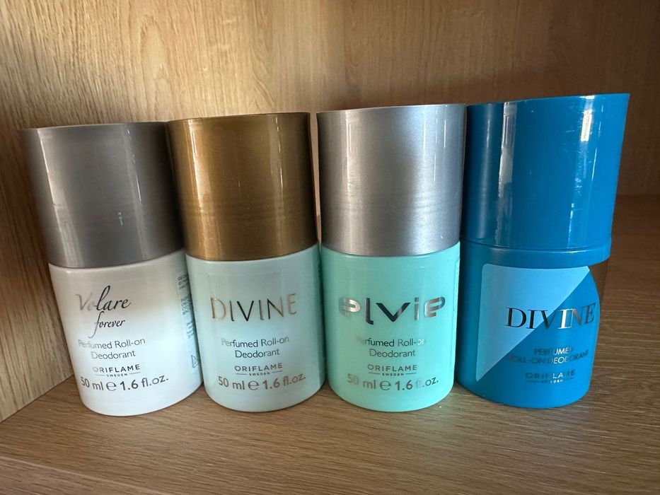 4 Desodorizantes Roll-On (Volare, Divine, Elvie, Divine)