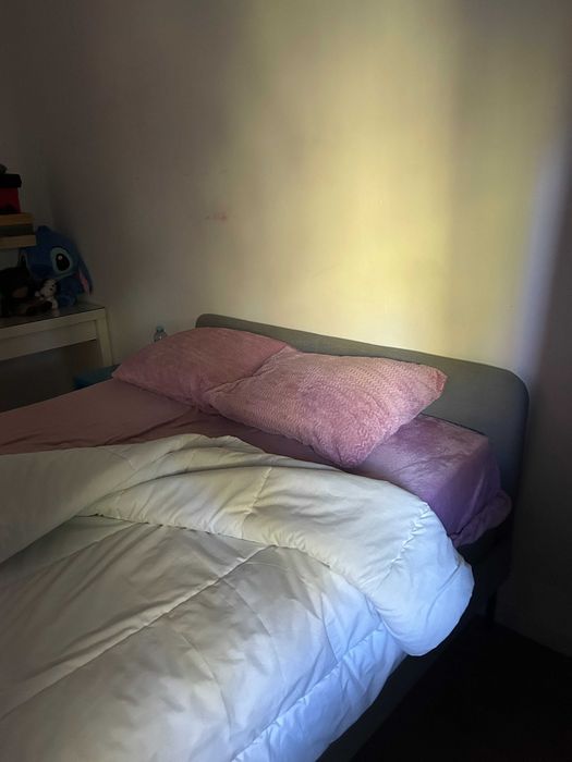 Cama IKEA SLATTUM — Cinzenta (Casal 140x200)