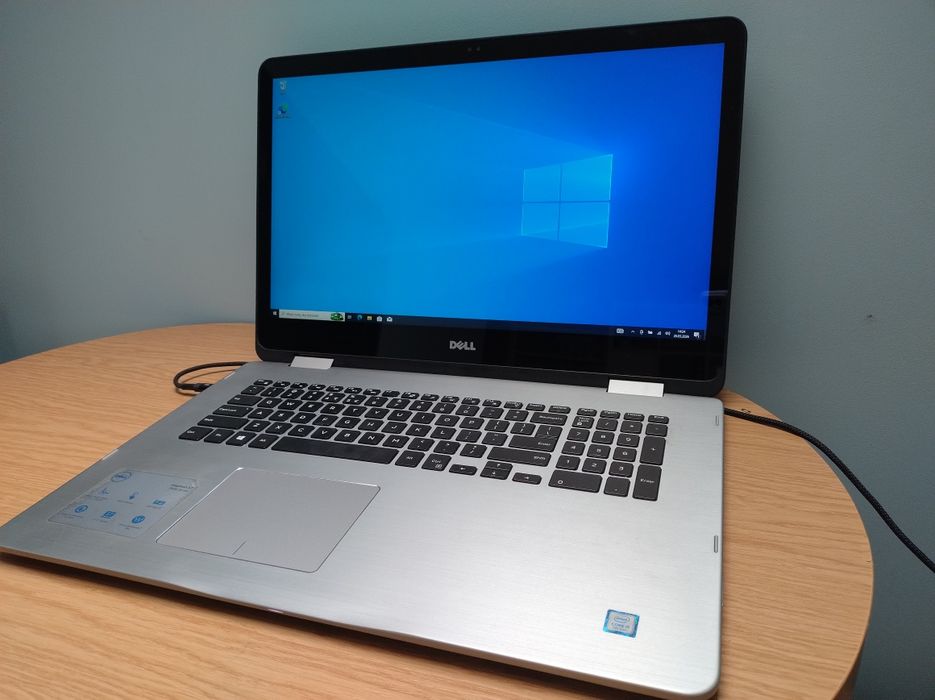 Laptop Dell Inspiron 17 7779 i5 12 GB RAM NVidia
