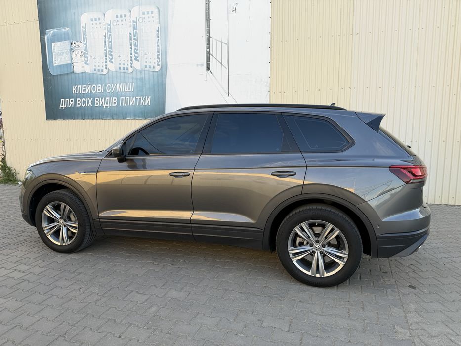 Volkswagen VW Touareg CR 3.0TFSI рік 2018