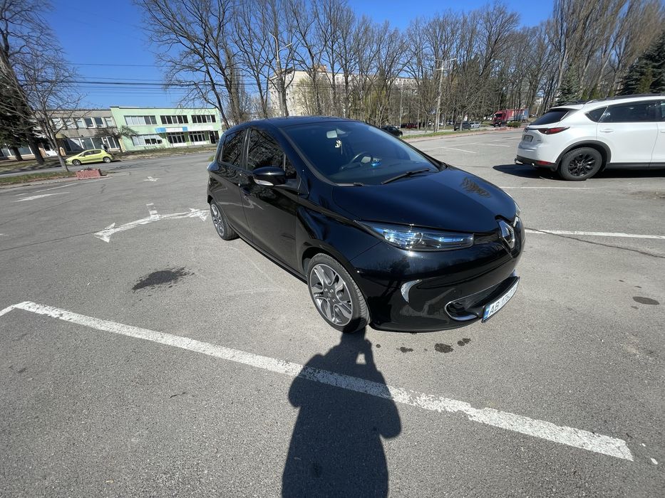Продам Renault zoe