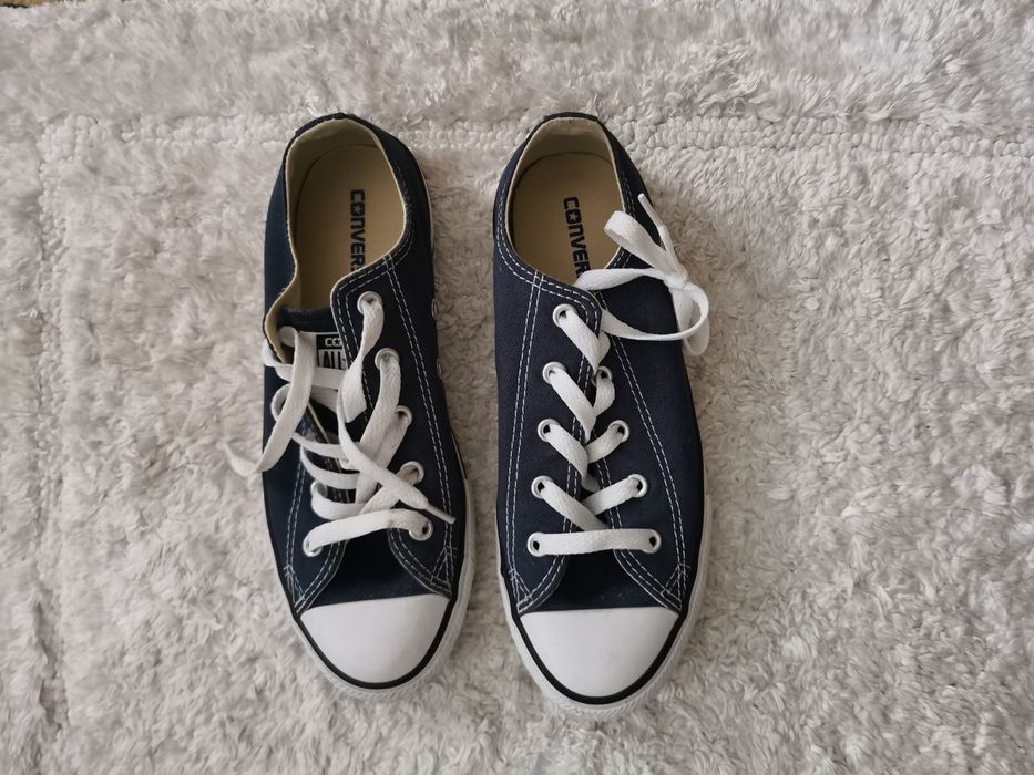 Sprzedam nowe trampki converse 150 zł