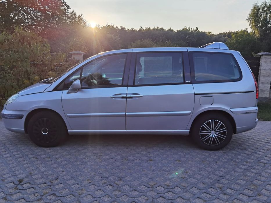 Peugeot 807