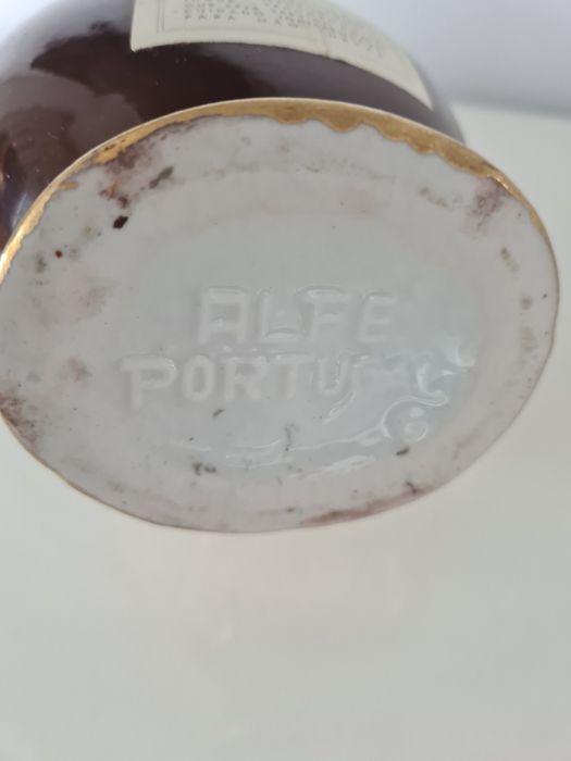 Garrafa cerâmica Alfe com Porto D'Alva