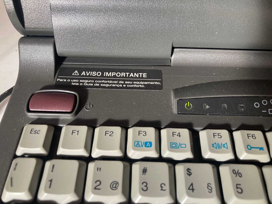 Computador Compaq Contura 430C