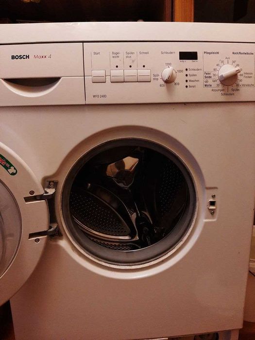 Продам стиральную машинку BOSCH Maxx4 WFO 2480