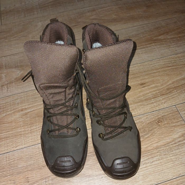 Продам СРОЧНО берцы новые