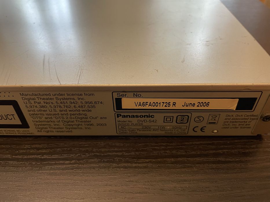 Panasonic Odtwarzac CD DVD S42